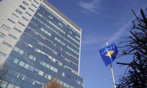 Raporti i DASH per Kosoven: Korrupsioni dhe informaliteti pengese per investimet
